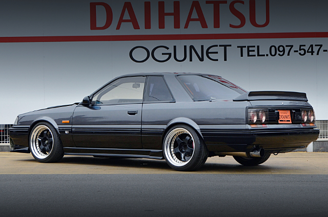 Rear exterior of HR31 SKYLINE 2-DOOR GTS-X TURBO.