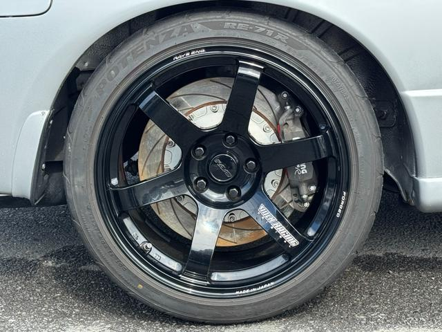 Big Caliper installed BNR32 SKYLINE GT-R.