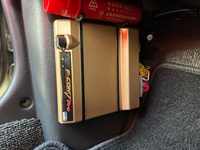 HKS F-CON V-PRO 3.4 ECU.