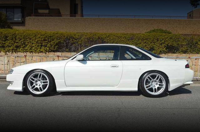 Side exterior of S14 NISSAN SILVIA K'S.