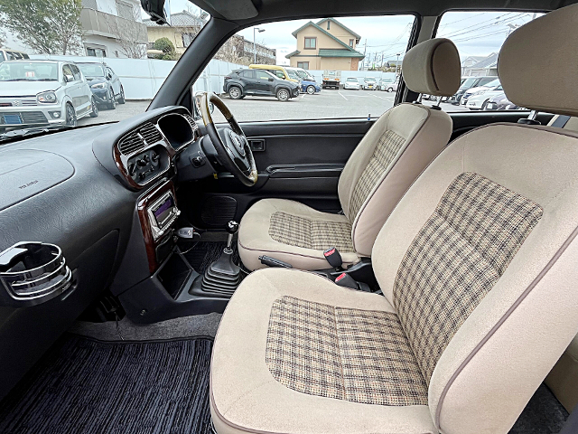 Interior of GINO style 5th Gen MIRA.