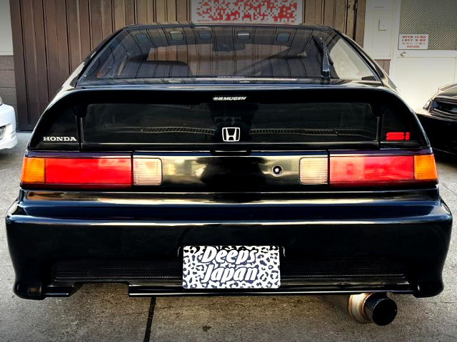 Exhaust muffler of EF7 HONDA CR-X Si.