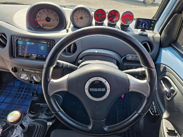 Dashboard of 1st Gen DAIHATSU ESSE.