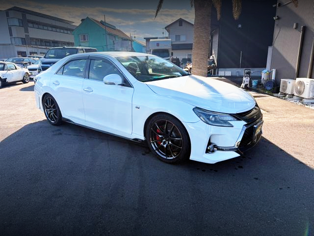 Front exterior of GRX133 MARK X 350S G's.