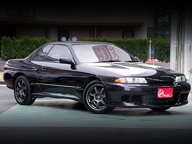 Front exterior of HCR32 SKYLINE 2-DOOR GTS-t TYPE-M.