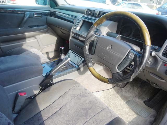 Interior seats of JZS171W CROWN ESTATE ATHLETE-V.