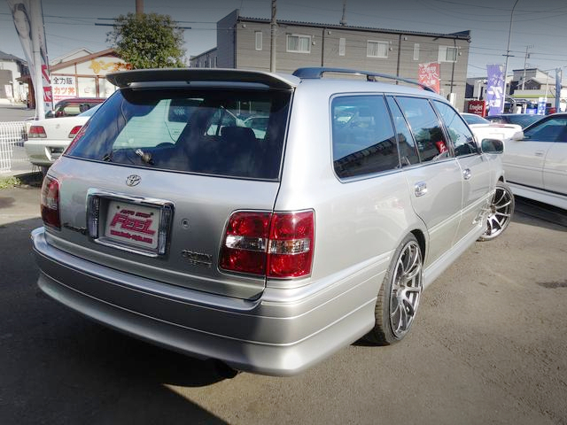 Rear exterior of JZS171W CROWN ESTATE ATHLETE-V.