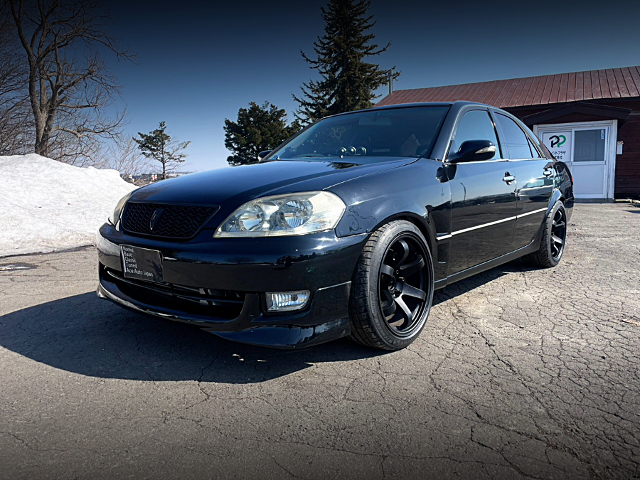 Front exterior of JZX110 MARK II GRANDE iR-V.