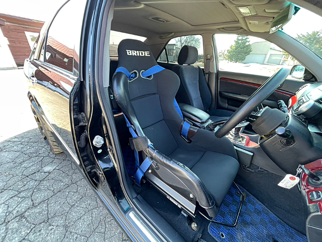 Seats of JZX110 MARK II GRANDE iR-V.