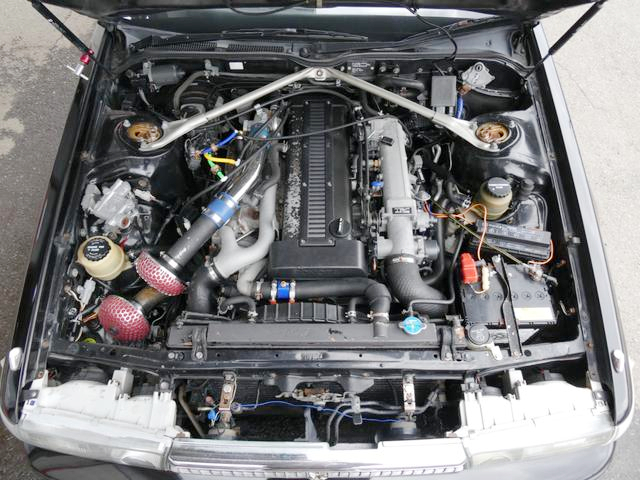 1JZ-GTE 2500cc Twin turbo.