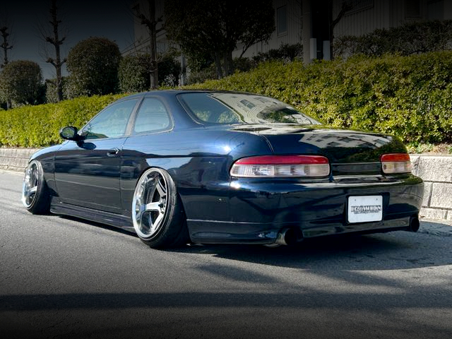 Front exterior of JZZ30 SOARER 2.5GT-T.