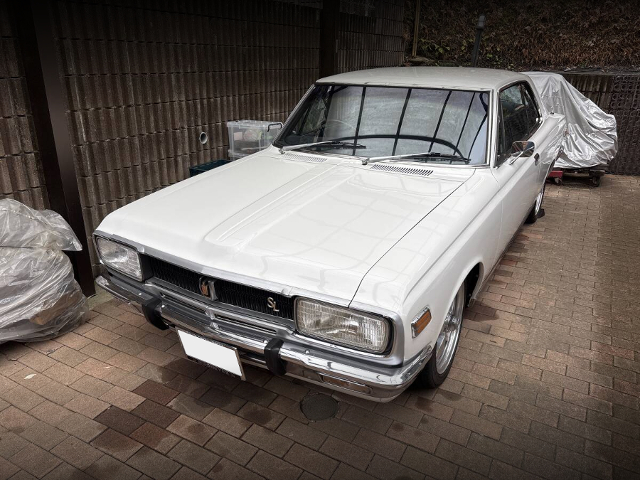 Front Exterior of MS51 CROWN 2-DOOR HARDTOP.