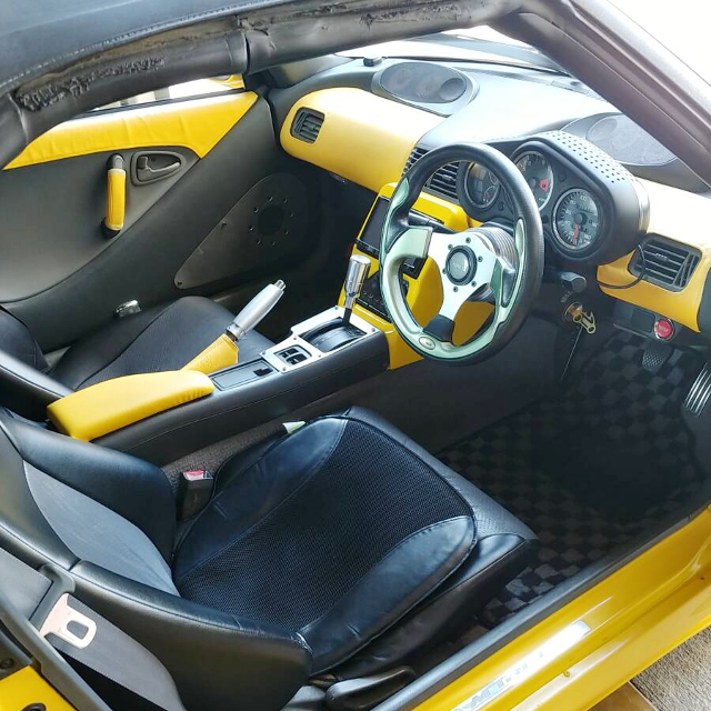 Interior of PP1 HONDA BEAT.