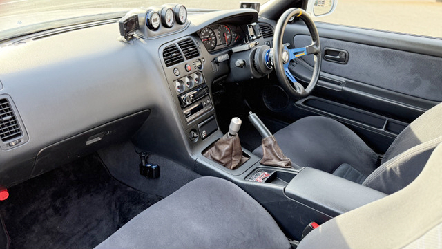 Dashboard of BCNR33 SKYLINE GT-R.