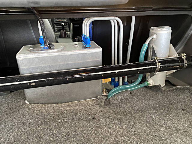 Aftermarket Fuel system installed S13 SILVIA.