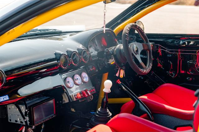 Dashboard of LB-SUPER SILHOUETTE COMPLETE BODY S15 SILVIA SPEC-R.
