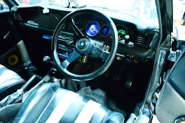 Dashboard of TE27 COROLLA LEVIN.