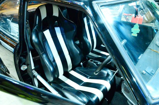 Seats of TE27 COROLLA LEVIN.