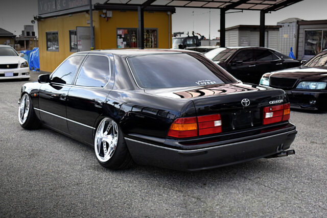 Rear exterior of Stance UCF20 TOYOTA CELSIOR 4.0 B Specification eR Version.