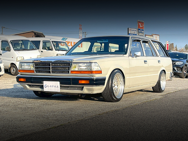 Front exterior of GLORIA faced WY30 CEDRIC WAGON.