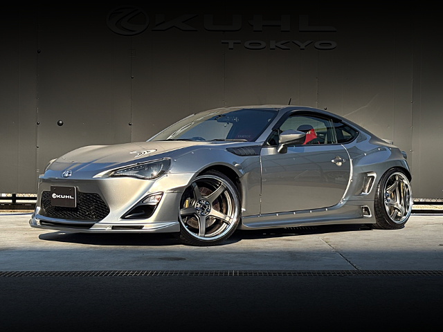 Front exterior of WIDEBODY ZN6 TOYOTA 86 G.