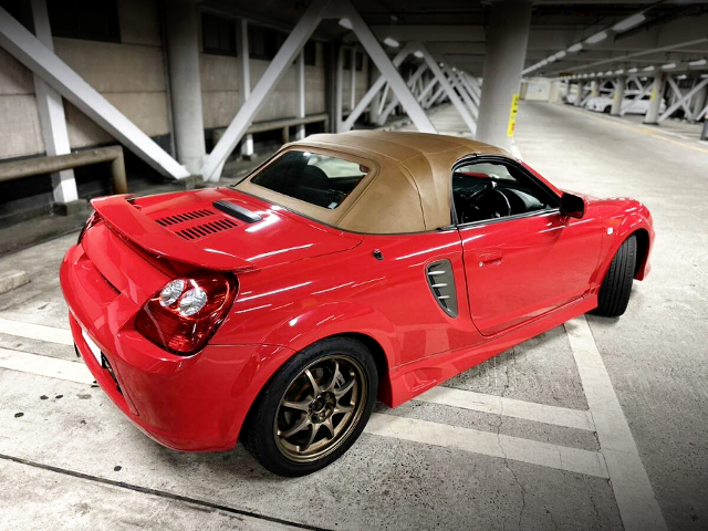 Rear exterior of ZZW30 TOYOTA MR-S.