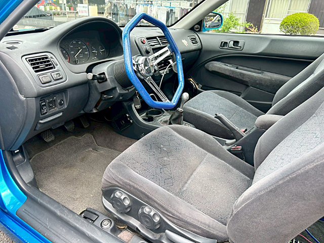 Interior of 2nd Gen CIVIC COUPE.