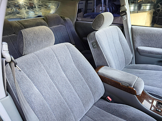 Seats of VIP Style UZS151 Crown Majesta C-Type.