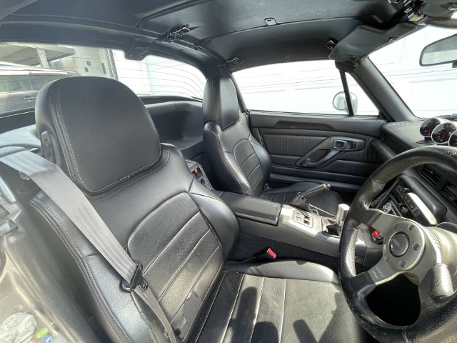 Seats of EA11R SUZUKI CAPPUCCINO.