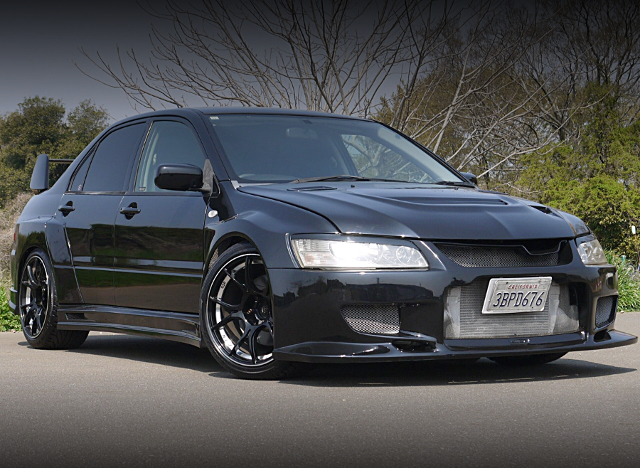 Front exterior of WIDEBODY LANCER EVOLUTION VIII GSR.