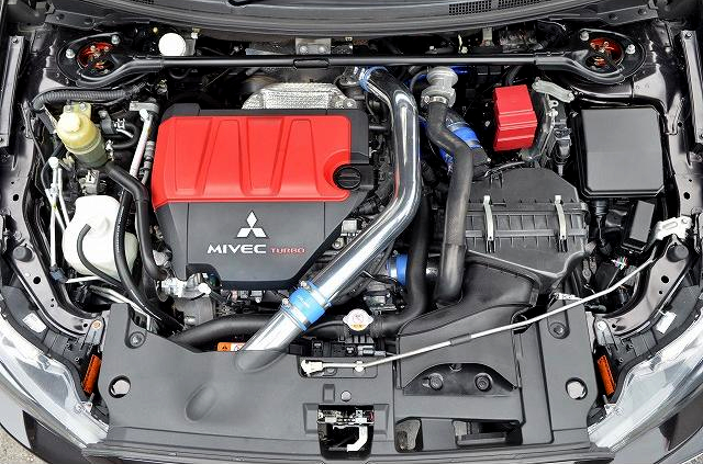4B11 turbo engine of CZ4A LANCER EVOLUTION X GSR.