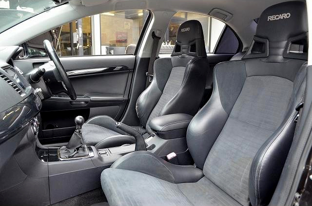 Seats of CZ4A LANCER EVOLUTION X GSR.