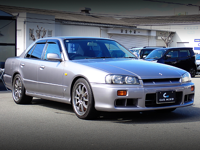 Front exterior of HR34 SKYLINE 4-DOOR GT.