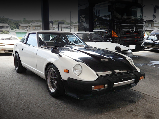 Front exterior of HS130 FAIRLADY Z.