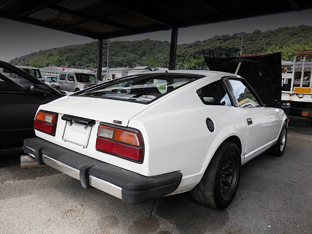 Rear exterior of HS130 FAIRLADY Z.