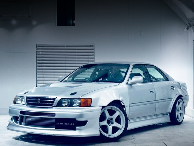 Front exterior of WIDEBODY JZX100 CHASER TOURER-V.