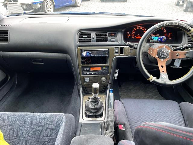Interior of JZX100 CRESTA ROULANT G.