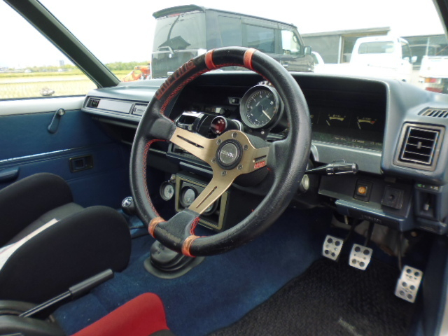 Interior of KE70 COROLLA 4-DOOR.