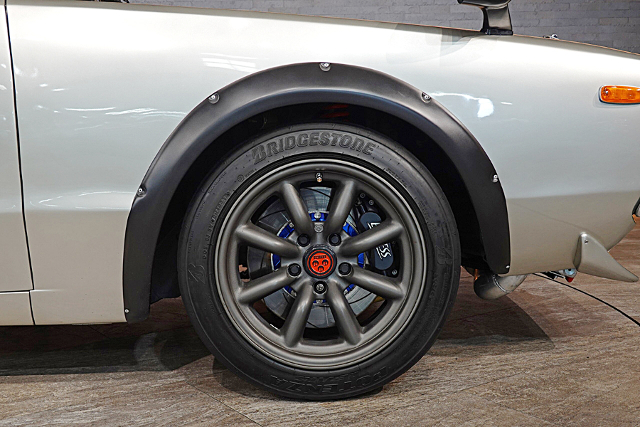 ENDLESS front Caliper.