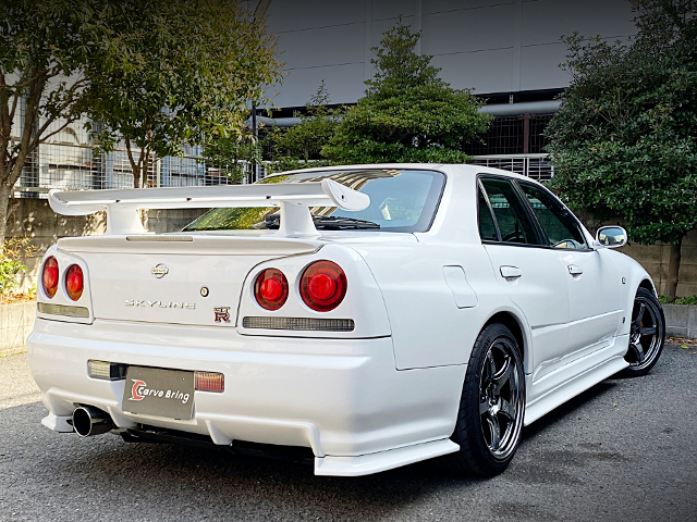 Rear exterior of R34 SKYLINE 4-DOOR 25GT FOUR.