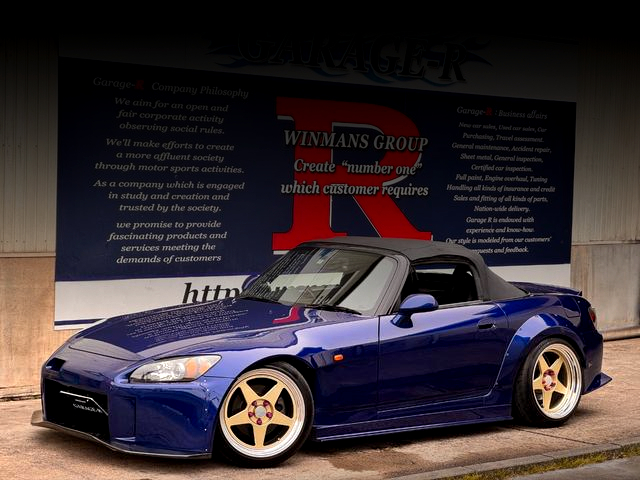 Front exterior of WIDEBODY AP1 S2000.