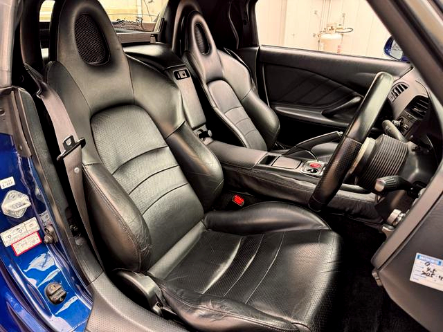 Seats of WIDEBODY AP1 S2000.