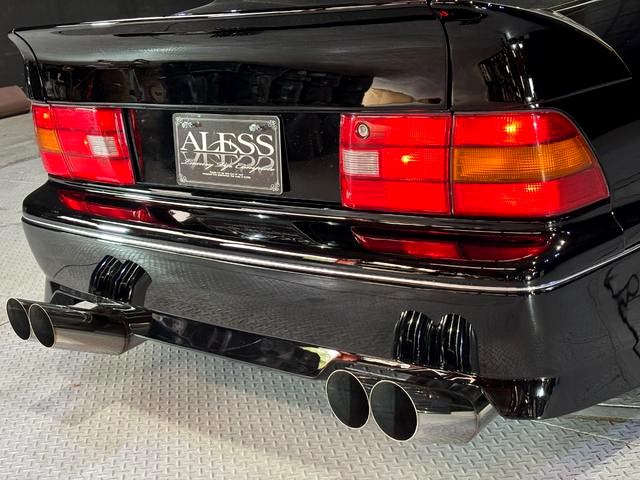 Aftermarket exhaust muffler of UCF20 CELSIOR 4.0 A-Spec.