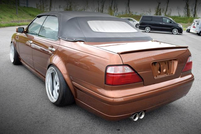Rear exterior of JDM VIP custom Y33 GLORIA AUTECH Convertible.