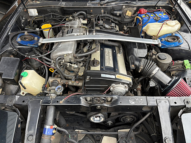 RB25DE 2500cc engine.