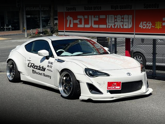 Front exterior of WIDEBODY ZN6 TOYOTA 86GT.