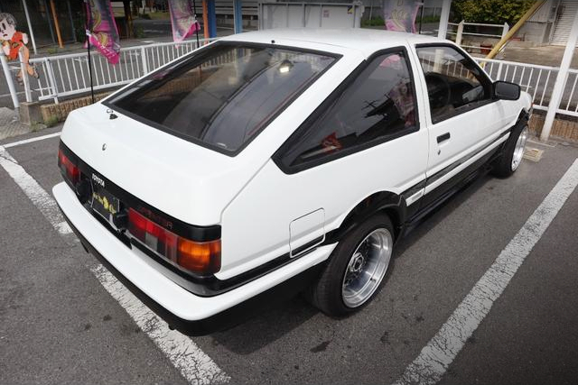 Rear exterior of AE86 SPRINTER TRUENO GT-APEX.