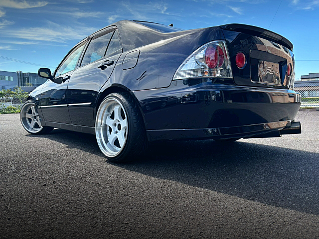 Rear exterior of TOYOTA ALTEZZA.