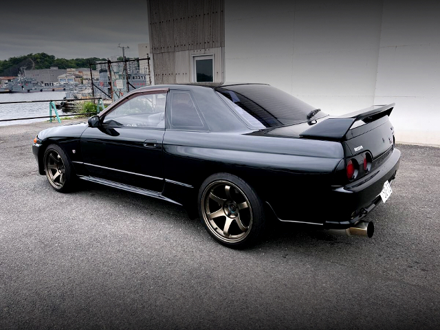Rear exterior of BNR32 SKYLINE GT-R.