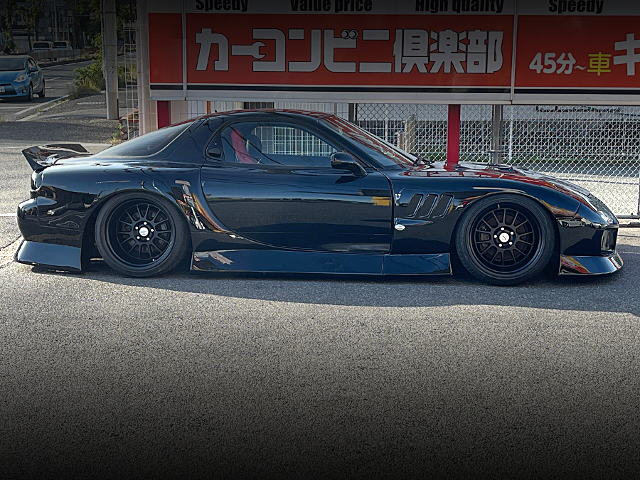Right-Side Exterior of BN-SPORTS WIDEBODY FD3S RX-7.